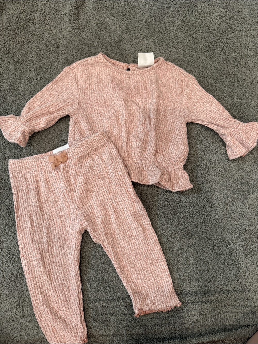 Baby Gap 2 piece set